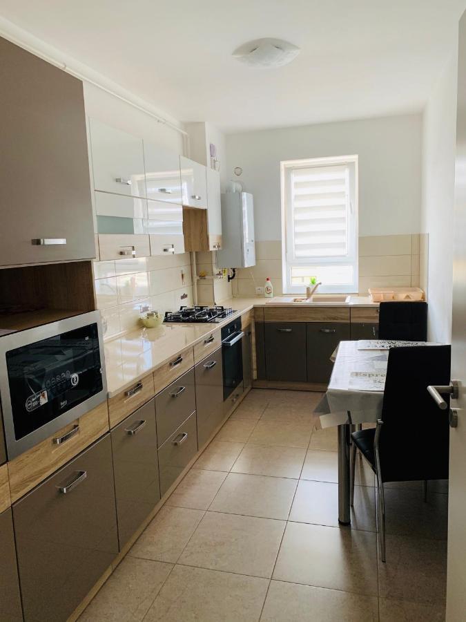 Marius Apartment Braşov Extérieur photo
